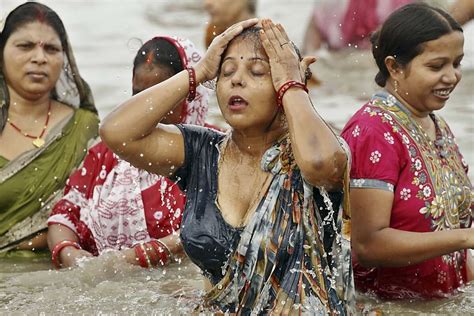 indian porn bathing|indian